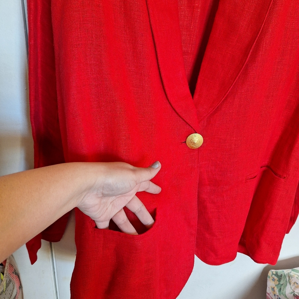 Women's Vintage 14-18W Red & Elegant Gold Button Textured Fabric Blazer - Picture 2 of 6